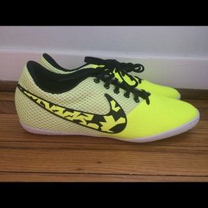 Nike Elastico Pro ||| IC